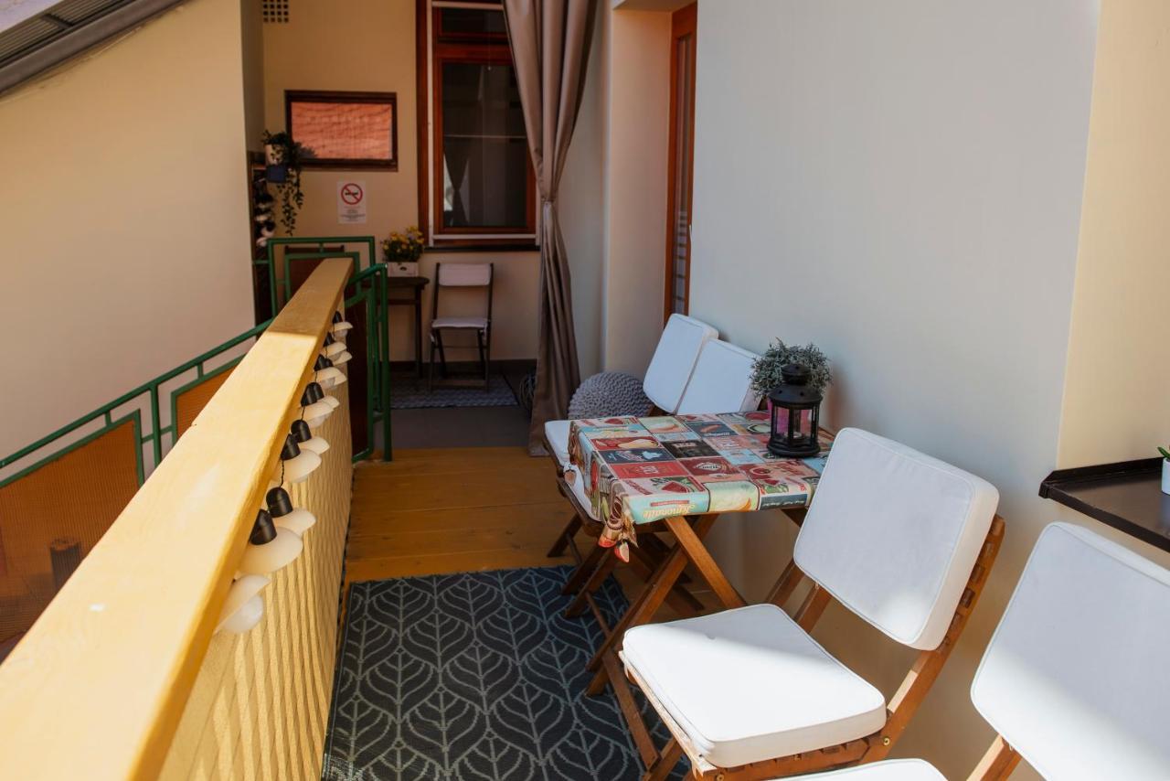 Heart Of Pecs Apartman Free Parking Exterior photo